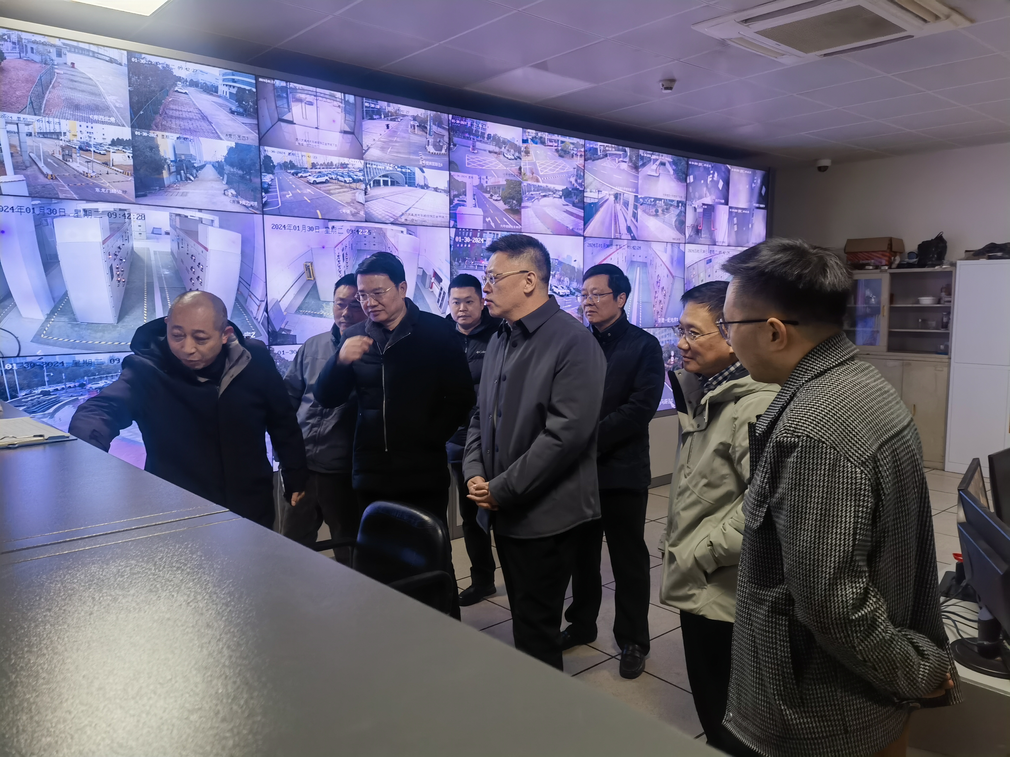 湖北文旅集团党委副书记、总经理易三平一行到湖北国贸集团调研督导安全生产和经营工作