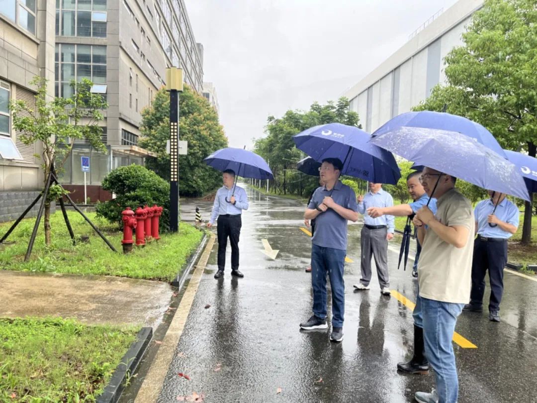 湖北国贸集团党委委员、副总经理任超带队开展安全生产和防汛备汛工作检查